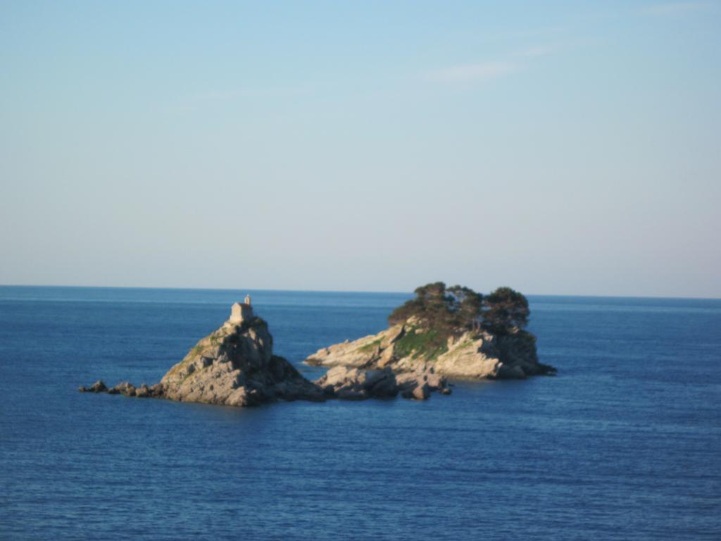 Holiday Home Fisherman'S Petrovac Room photo